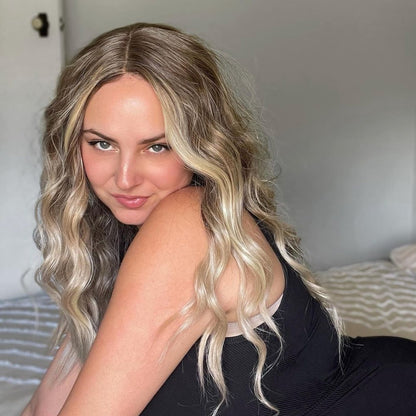 ZOEY - Ombre Blonde - Lace Front Wig