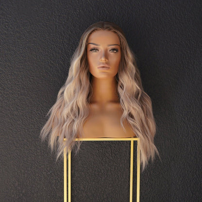ZOEY - Ombre Blonde - Lace Front Wig